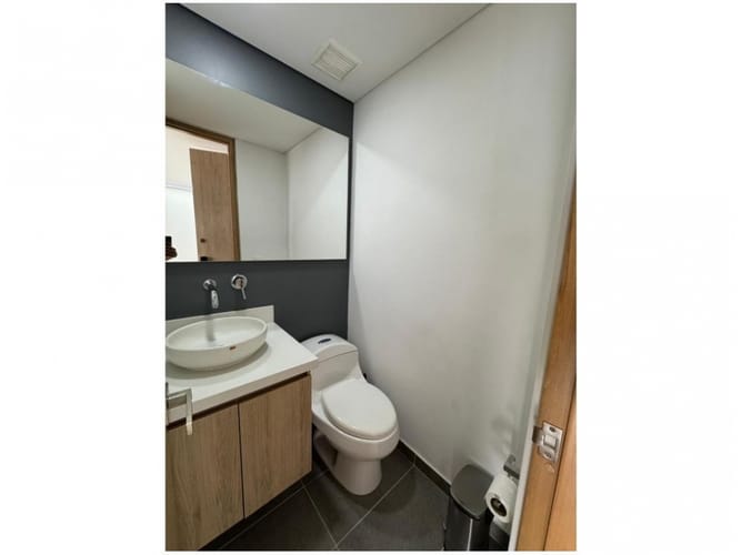Apartamento de 3 alcobas en venta en El Poblado, Medellín, 88 m² · foto 8 de 24