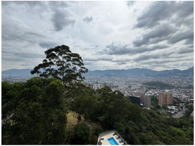 Apartamento de 3 alcobas en venta en El Poblado, Medellín, 88 m² · foto 13 de 24