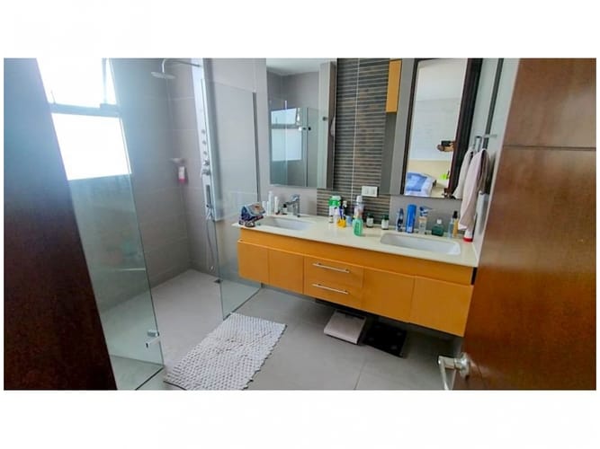 Apartamento de 3 alcobas en venta en El Poblado, Medellín, 151 m² · foto 20 de 24