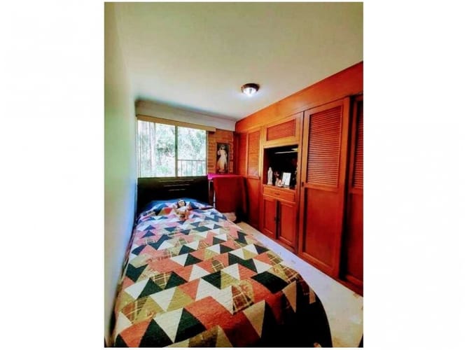 Apartamento de 3 alcobas en venta en Laureles, Medellín, 81 m² · foto 15 de 24