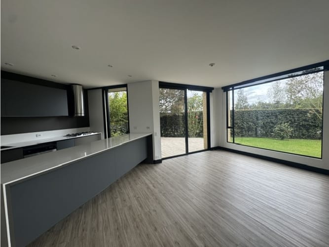 Casa de 3 alcobas en venta en Pueblo Viejo, Cota, 207 m² · foto 10 de 24