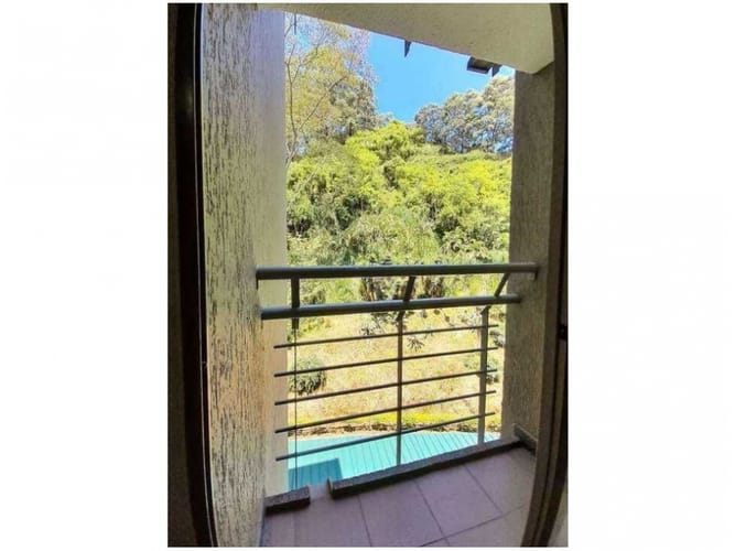 Apartamento de 3 alcobas en venta en Laureles, Medellín, 81 m² · foto 17 de 24