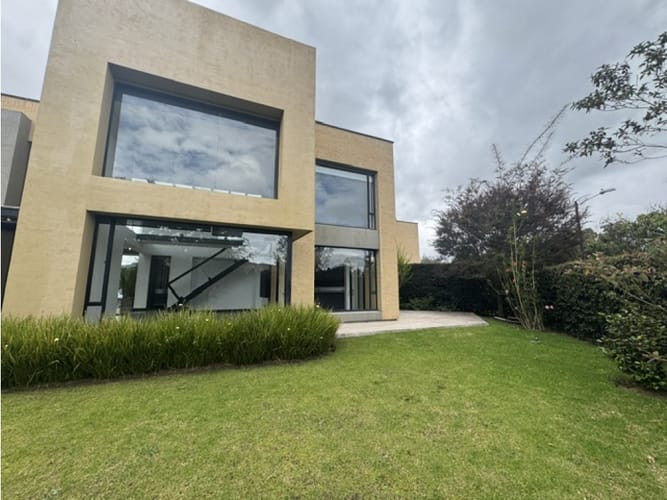 Casa de 3 alcobas en venta en Pueblo Viejo, Cota, 207 m² · foto 22 de 24