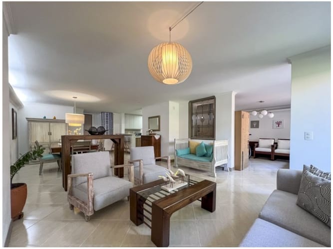 Casa de 4 alcobas en venta en El Poblado, Medellín, 200 m² · foto 8 de 24