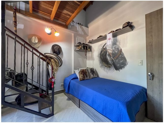Casa de 4 alcobas en venta en El Poblado, Medellín, 200 m² · foto 18 de 24