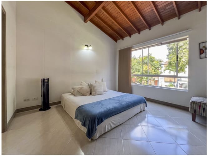 Casa de 4 alcobas en venta en El Poblado, Medellín, 200 m² · foto 23 de 24