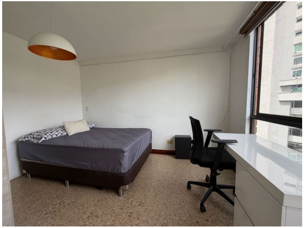 Apartamento en venta en El Poblado, Medellín · foto 5 de 17