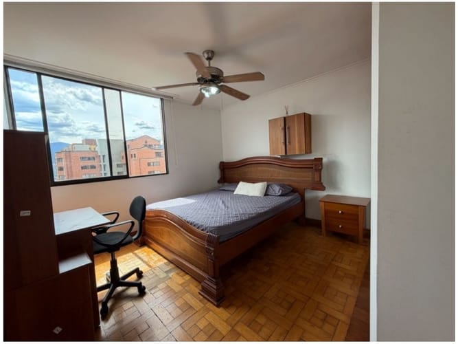 Apartamento en venta en El Poblado, Medellín · foto 12 de 17