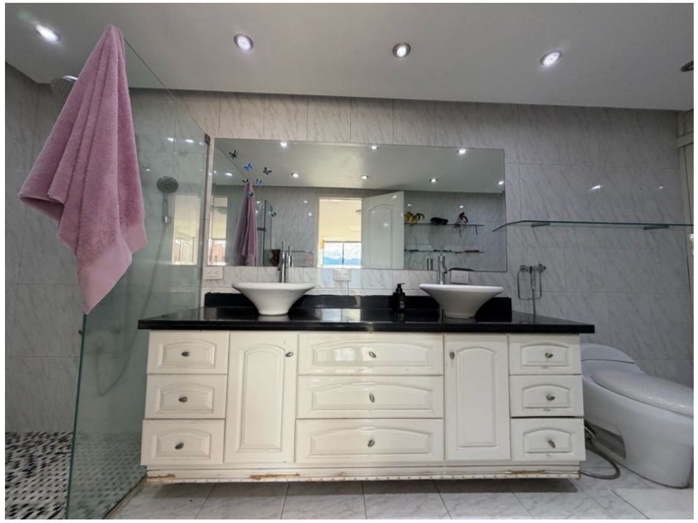 Apartamento en venta en El Poblado, Medellín · foto 15 de 17