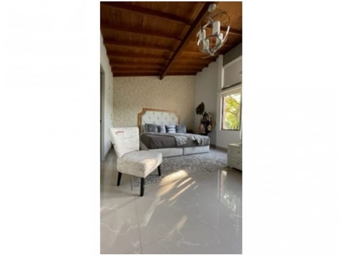 Casa de 3 alcobas en venta en Loma Del Escobero, Envigado, 180 m² · foto 15 de 24