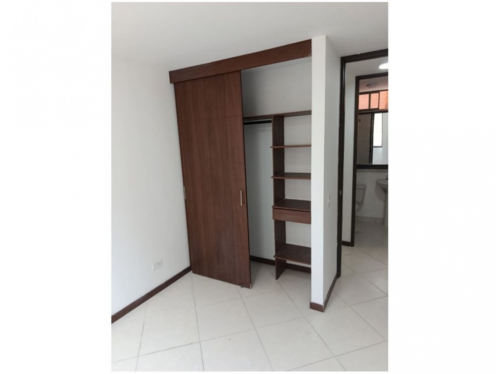 Apartamento en venta en Calasanz, Medellín · foto 3 de 16