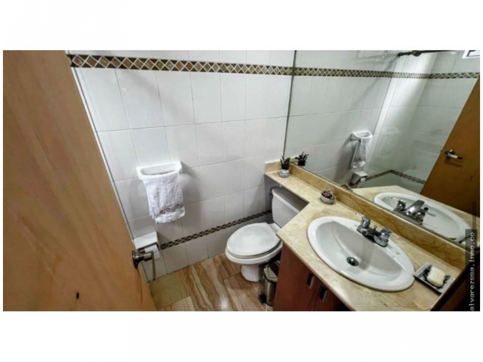 Apartamento en venta en El Poblado, Medellín · foto 8 de 11