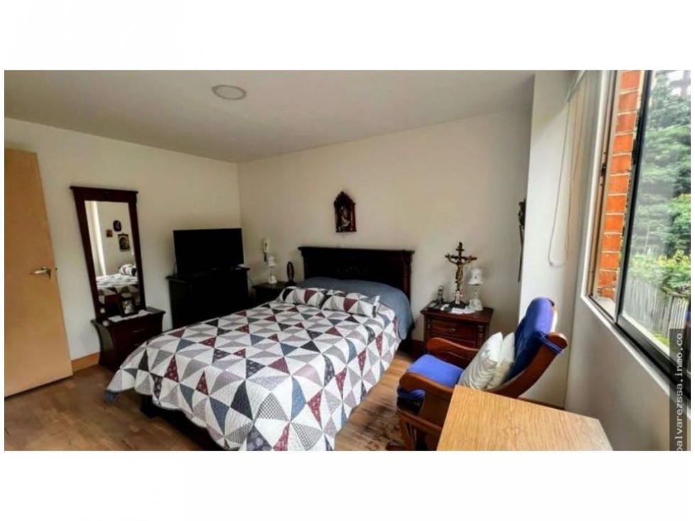 Apartamento en venta en El Poblado, Medellín · foto 9 de 11