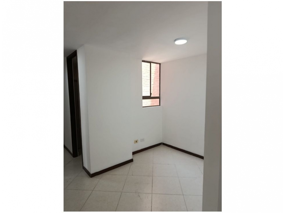 Apartamento en venta en Calasanz, Medellín · foto 11 de 16