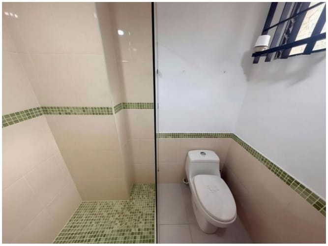 Apartamento de 3 alcobas en venta en Las Lomas, Medellín, 228 m² · foto 9 de 17