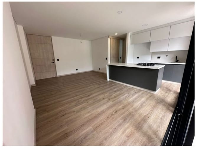 Apartamento de 2 alcobas en venta en Camino Verde, Envigado, 86 m² · foto 11 de 11