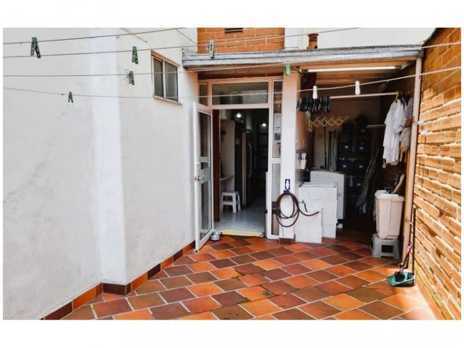 Apartamento de 3 alcobas en venta en Castropol, Medellín, 319 m² · foto 13 de 24