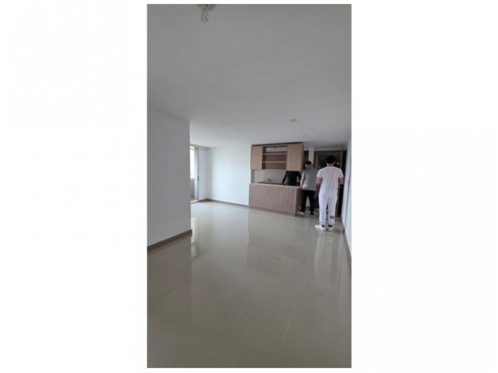 Apartamento en venta en Camino Verde, Envigado · foto 3 de 12