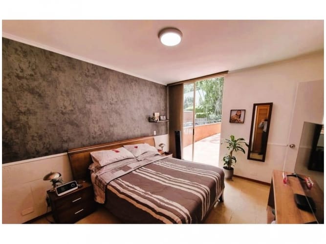 Apartamento de 3 alcobas en venta en Castropol, Medellín, 319 m² · foto 16 de 24
