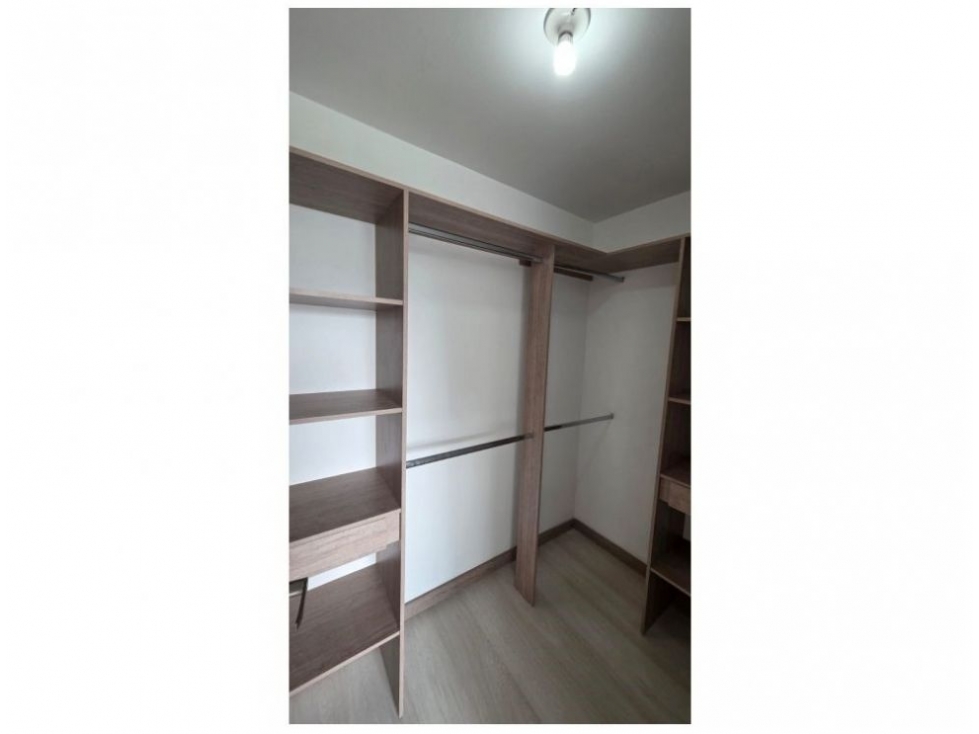 Apartamento en venta en Camino Verde, Envigado · foto 7 de 12