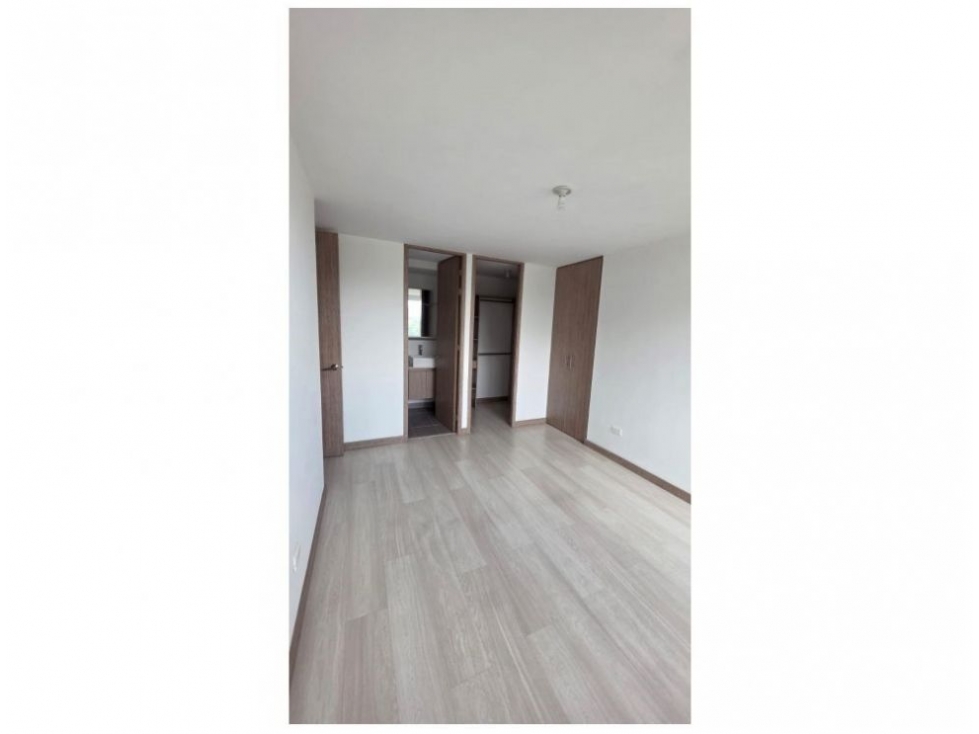 Apartamento en venta en Camino Verde, Envigado · foto 8 de 12