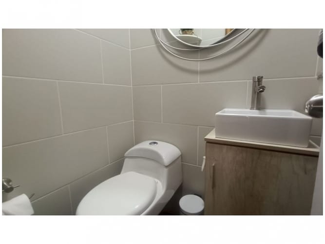 Apartamento de 3 alcobas en venta en Castropol, Medellín, 319 m² · foto 24 de 24