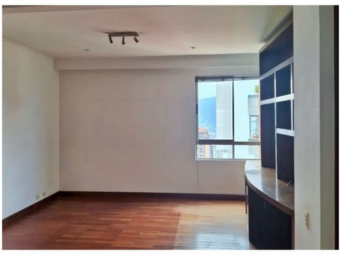 Apartamento de 3 alcobas en venta en Los Balsos, Medellín, 316 m² · foto 9 de 23