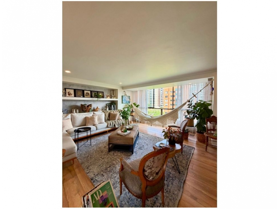 Apartamento en venta en El Poblado, Medellín · foto 17 de 24