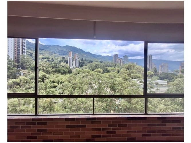 Apartamento de 3 alcobas en venta en Los Balsos, Medellín, 316 m² · foto 11 de 23