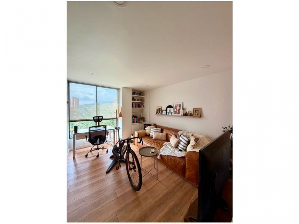 Apartamento en venta en El Poblado, Medellín · foto 21 de 24