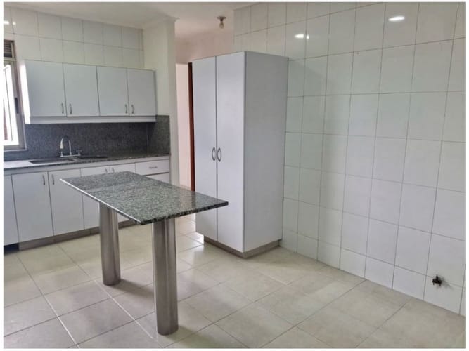 Apartamento de 3 alcobas en venta en Los Balsos, Medellín, 316 m² · foto 22 de 23