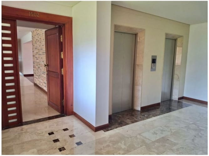 Apartamento de 3 alcobas en venta en Los Balsos, Medellín, 316 m² · foto 23 de 23