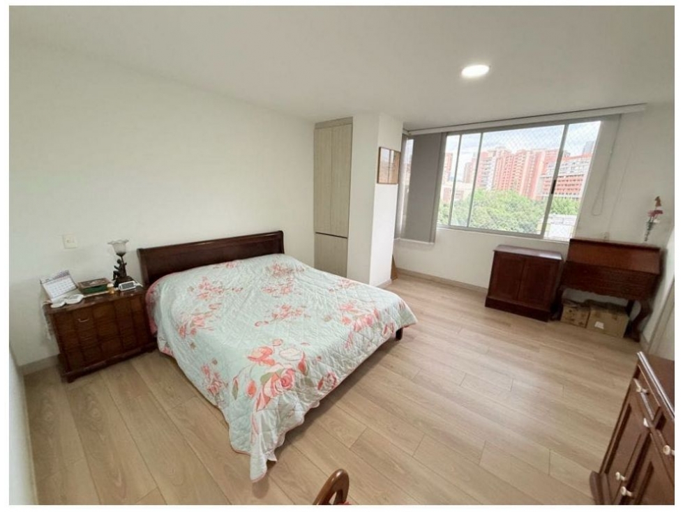 Apartamento en venta en Zuñiga, Envigado · foto 7 de 24