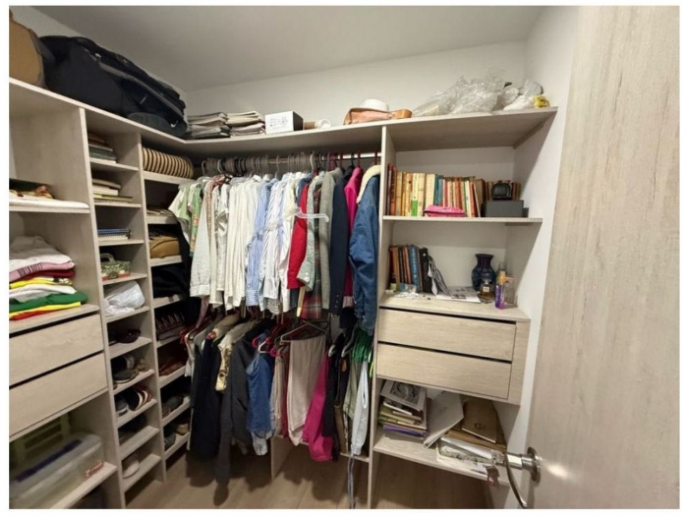 Apartamento en venta en Zuñiga, Envigado · foto 8 de 24
