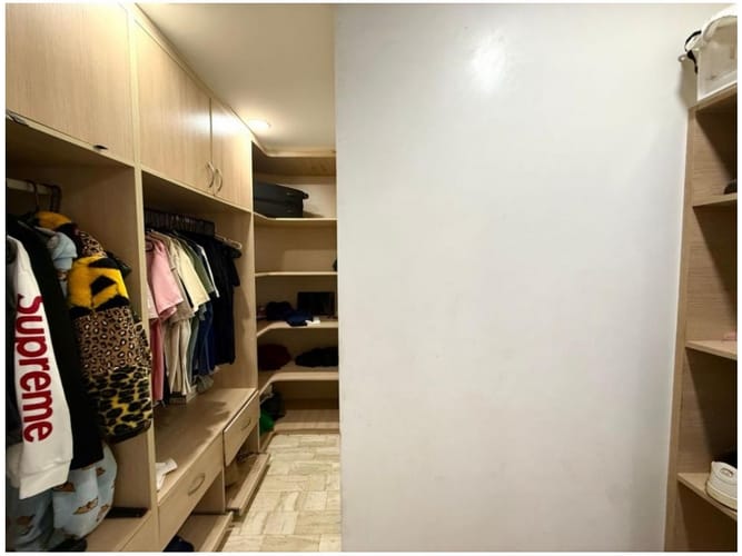 Apartamento de 5 alcobas en venta en El Poblado, Envigado, 590 m² · foto 13 de 21