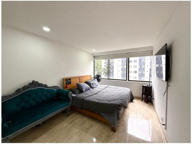 Apartamento de 5 alcobas en venta en El Poblado, Envigado, 590 m² · foto 15 de 21