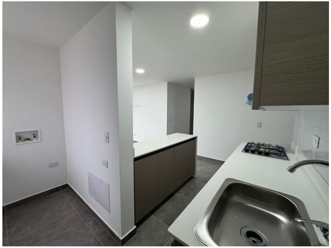Apartamento de 3 alcobas en venta en Las Lomitas, Sabaneta, 84 m² · foto 9 de 20