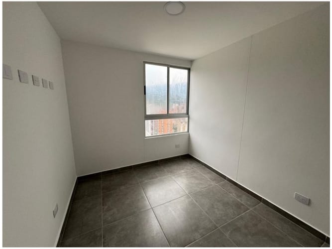 Apartamento de 3 alcobas en venta en Las Lomitas, Sabaneta, 84 m² · foto 10 de 20