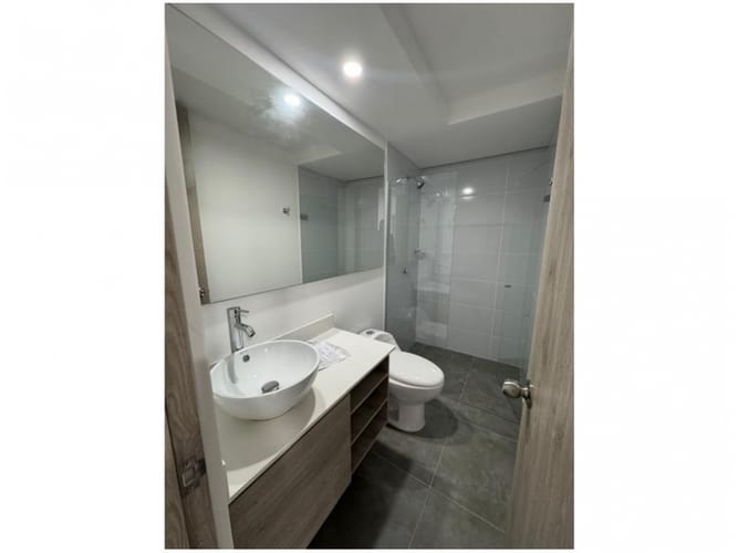 Apartamento de 3 alcobas en venta en Las Lomitas, Sabaneta, 84 m² · foto 12 de 20