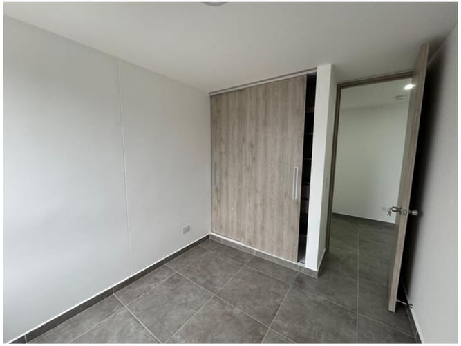 Apartamento de 3 alcobas en venta en Las Lomitas, Sabaneta, 84 m² · foto 13 de 20