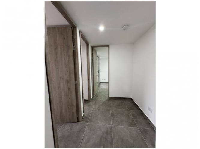 Apartamento de 3 alcobas en venta en Las Lomitas, Sabaneta, 84 m² · foto 14 de 20