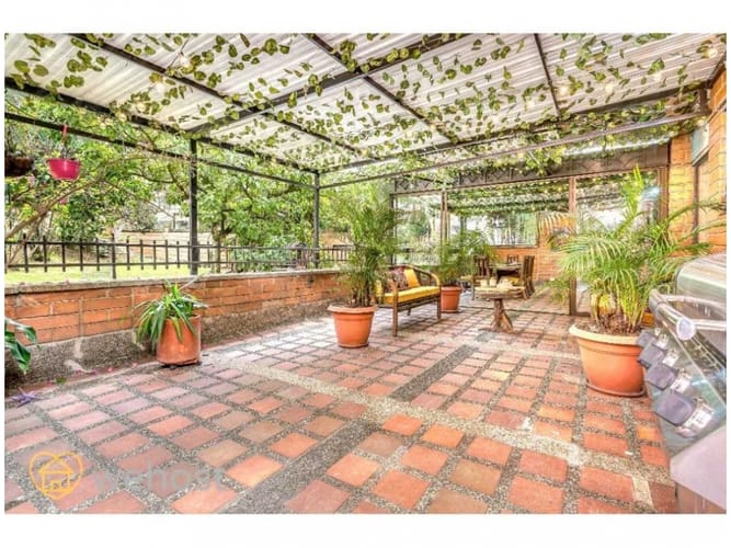 Apartamento de 4 alcobas en venta en El Poblado, Medellín, 155 m² · foto 10 de 18