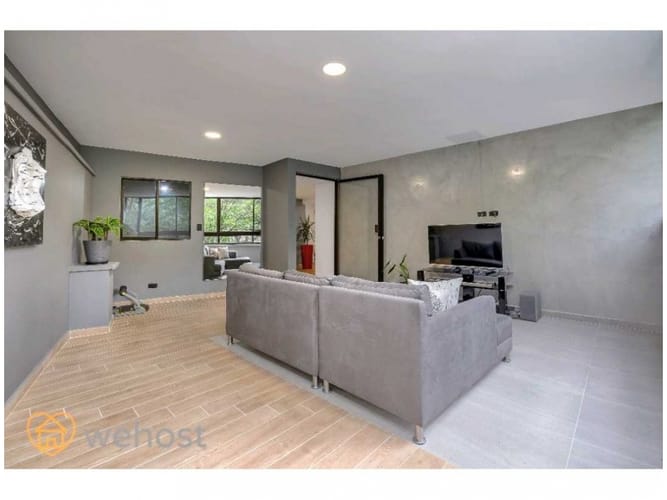 Apartamento de 4 alcobas en venta en El Poblado, Medellín, 155 m² · foto 17 de 18