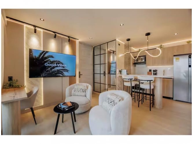 Apartamento de 2 alcobas en venta en El Poblado, Medellín, 62 m² · foto 15 de 24
