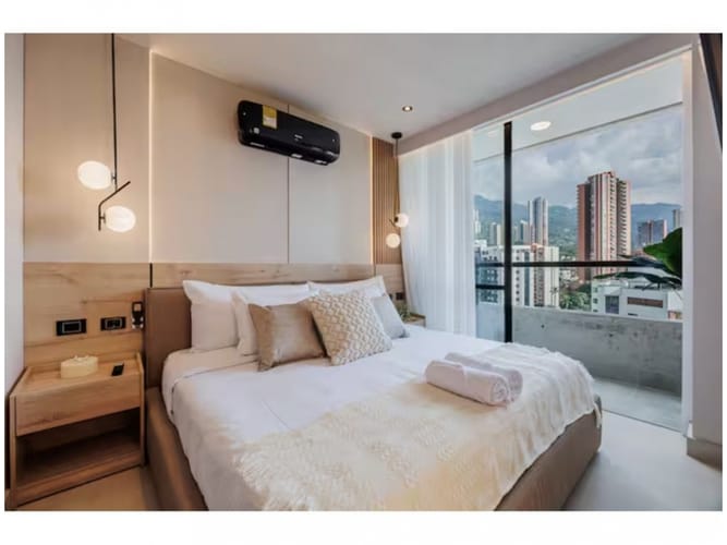 Apartamento de 2 alcobas en venta en El Poblado, Medellín, 62 m² · foto 19 de 24