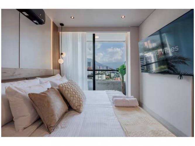 Apartamento de 2 alcobas en venta en El Poblado, Medellín, 62 m² · foto 24 de 24