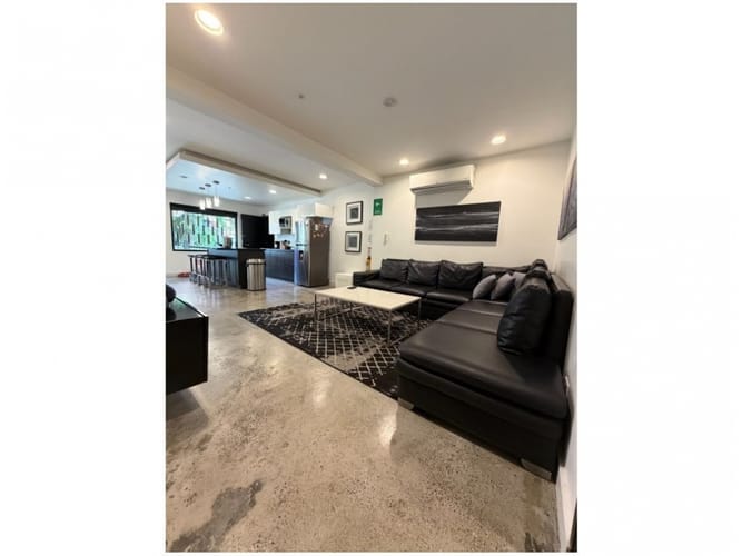 Casa de 11 alcobas en venta en Manila, Medellín, 450 m² · foto 18 de 19