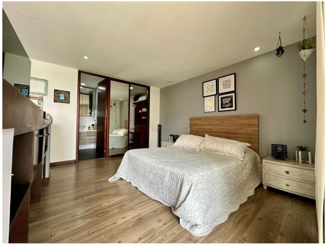 Apartaestudio en venta en El Poblado, Medellín, 72 m² · foto 9 de 20