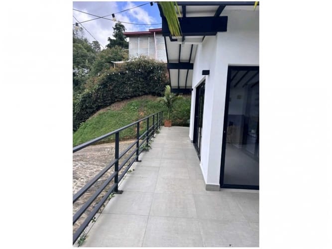 Casa de 3 alcobas en venta en Sajonia, Rionegro, 180 m² · foto 24 de 24