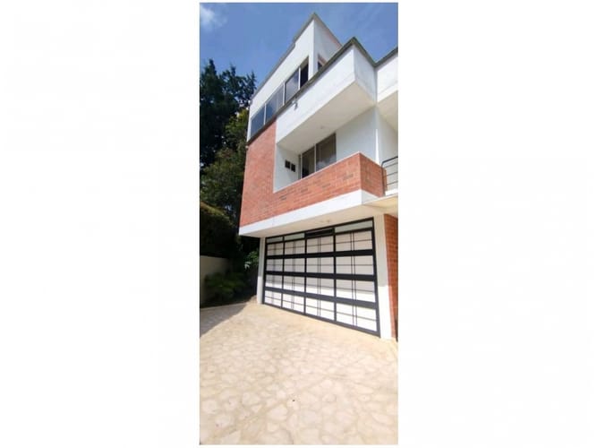 Casa de 5 alcobas en venta en El Porvenir, Rionegro, 428 m² · foto 3 de 24